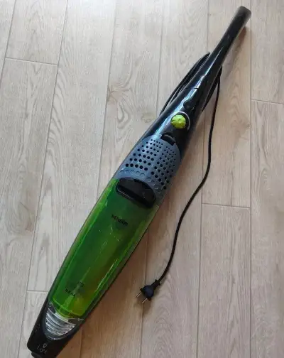 Nekompletní - Vysavač Sencor 800W SVC6301BK