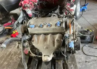 Honda i