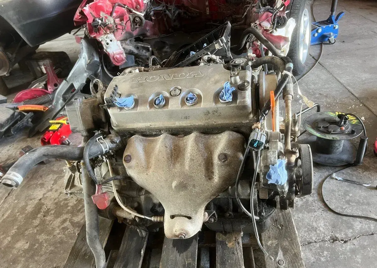 Honda i