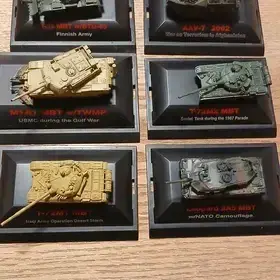 6 x model vojenské techniky.