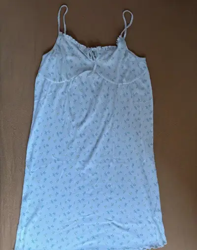 Těhotenská / kojící noční košile Sinsay