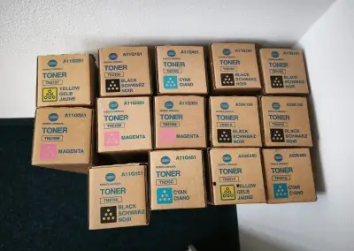 ORIGINÁLNÍ TONERY KONICA MINOLTA TN216 + TN321 – NOVÉ, NEPOU