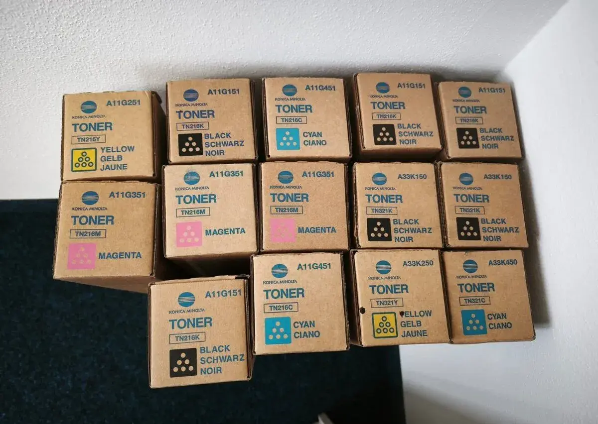 ORIGINÁLNÍ TONERY KONICA MINOLTA TN216 + TN321 – NOVÉ, NEPOU