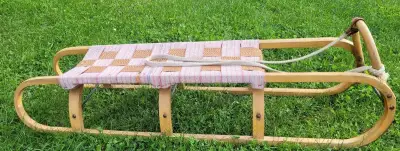 Dřevěné sáňky