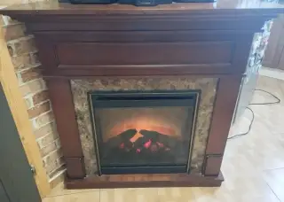 Rohový elektrický krb