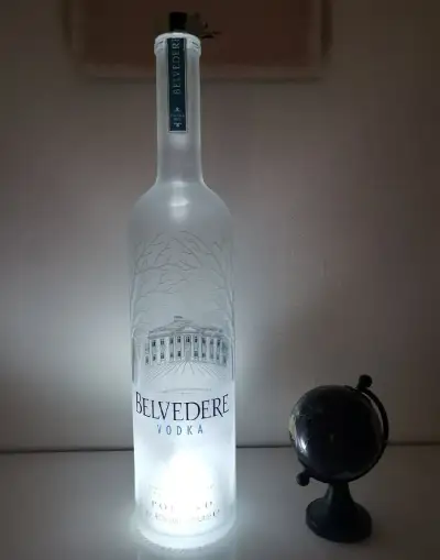 3l láhev vodky Belvedere (prázdnou)