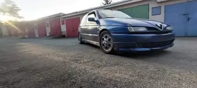 Alfa Romeo 145