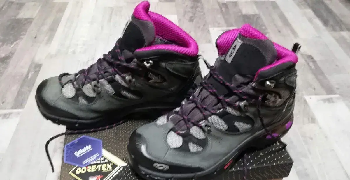Dámské pohorky Salomon Comet 3D GTX vel.39 1/3