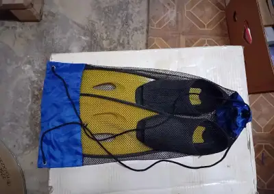 Ploutve,nafukovací pumpy