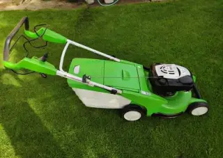 Benzínovou sekačku Viking 655GS