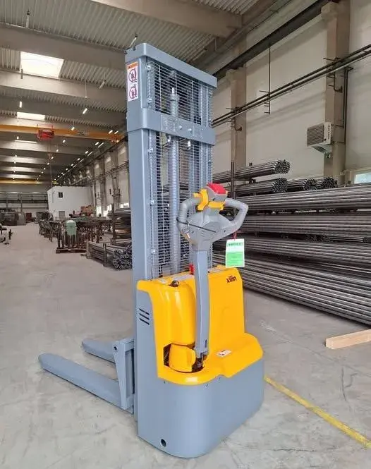 Nový elektrický vysokozdvižný vozík CDD15R-EN 1,5 t