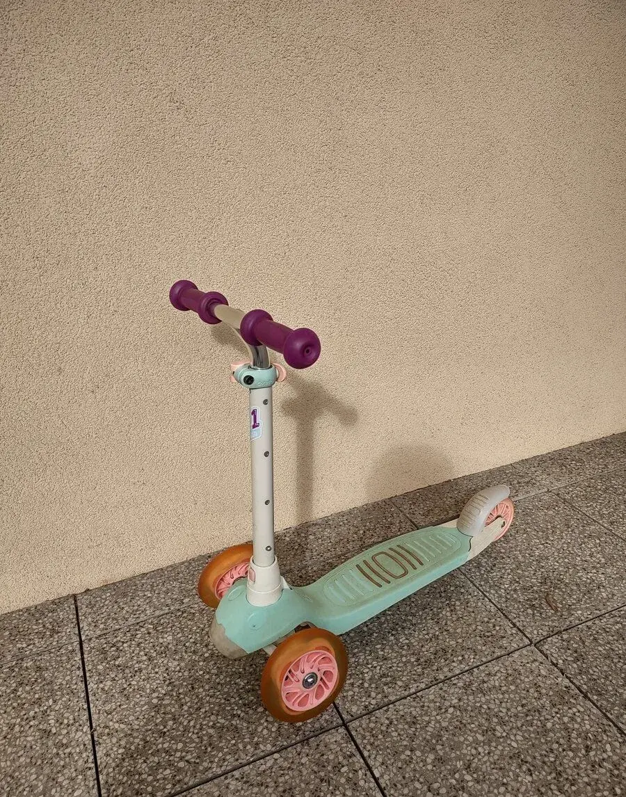 Dětská koloběžka Oxelo B1 500