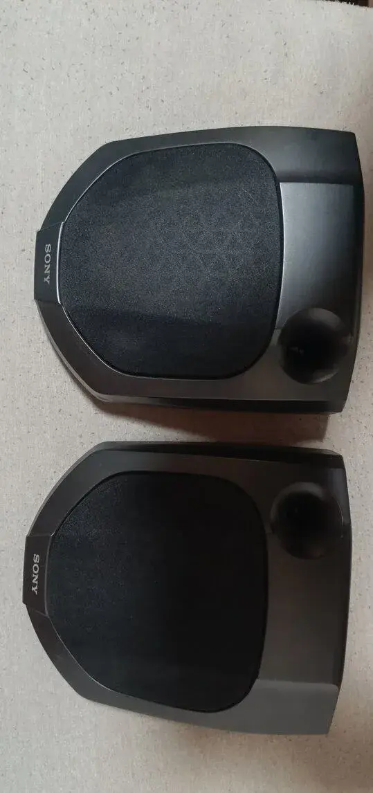 Sony reproduktory model SS-SR101 16 ohmů