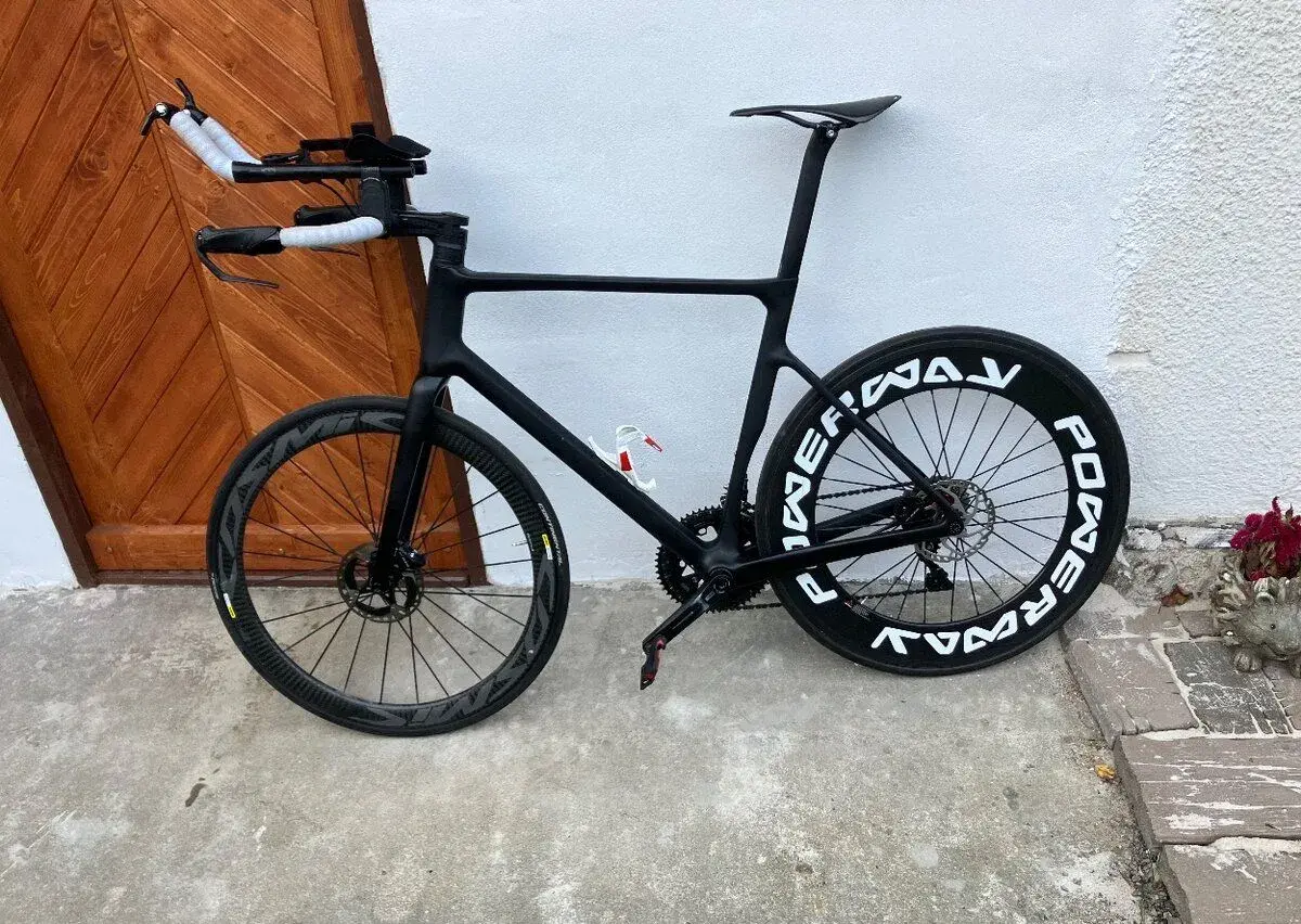 TT triatlon, karbon, casovka, hrazda, na kotoucich 11 speed