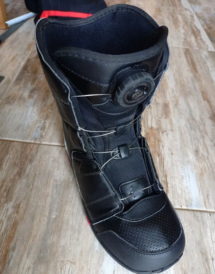 boty na snowboard Salomon 25cm BOA systém