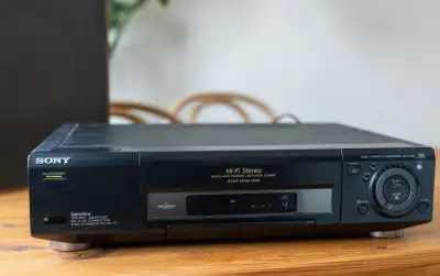 Sony SLV-E920VC2 – VHS videorekordér, nezkoušený