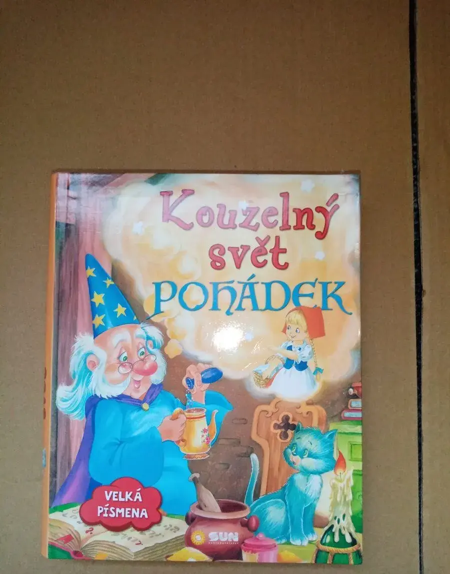 Různé dětské knihy.