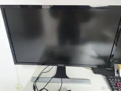 4K monitor Samsung 28"
