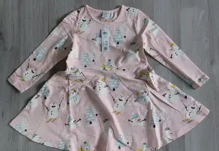 Nové šaty sněhuáci vel. 98 zn. Lindex