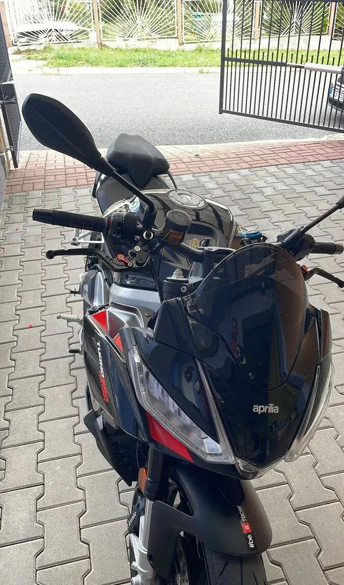 Aprilia Tuono 660 Factory 2022