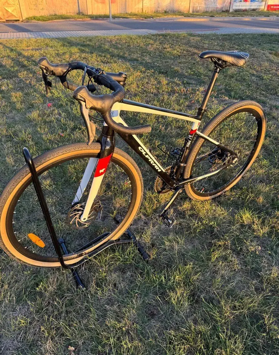 Kolo Gravel rám M, kola 28” (Olpran Leon Gravel 700C M)