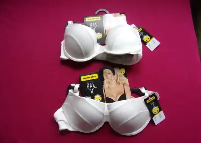 Výprodej Podprsenka WONDERBRA PUSH-UP pušapka velikost 75C 2