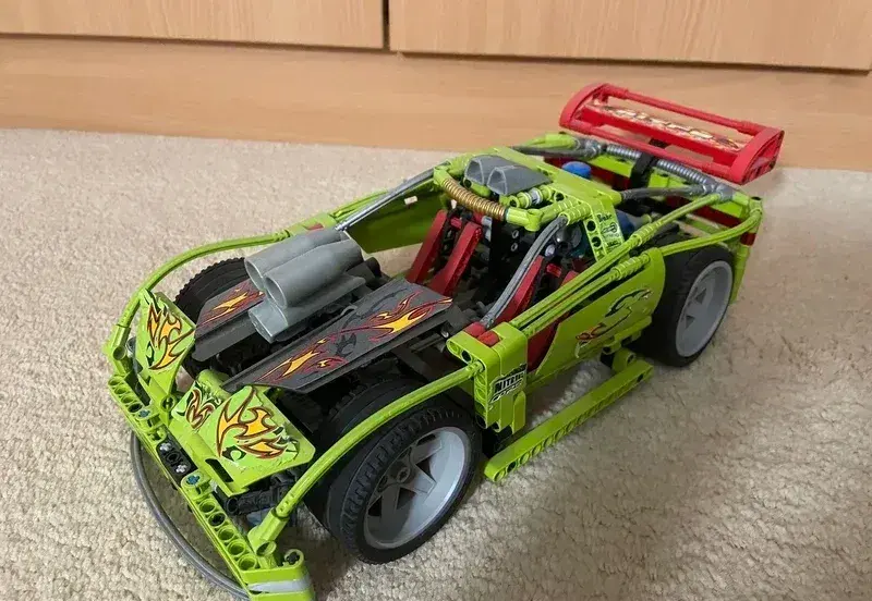 LEGO 8649 Nitro Menace (2005)