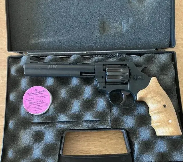 Revolver 4mm Flobert Alfa 461