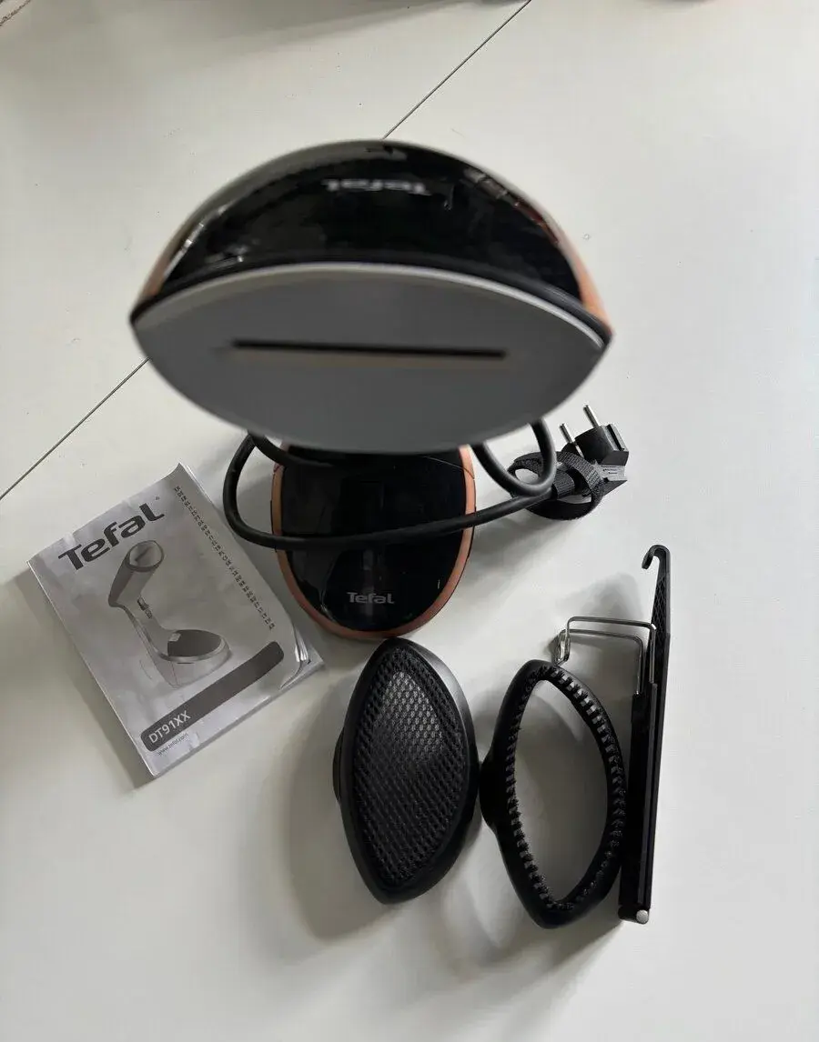 Ruční napařovač Tefal Access Steam Care DT9100 - nepoužitý