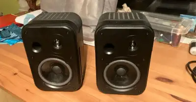 Reprosoustava JBL Control 1