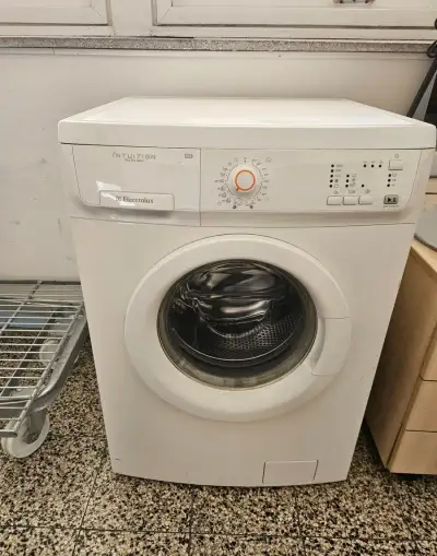 Pračka ELECTROLUX, model EWF12040W