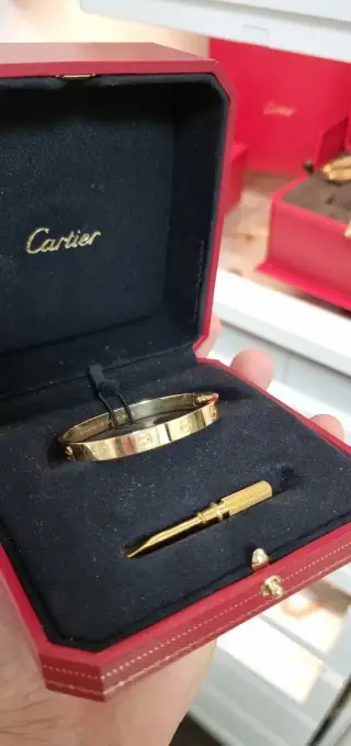 Cartier Love 16 classic