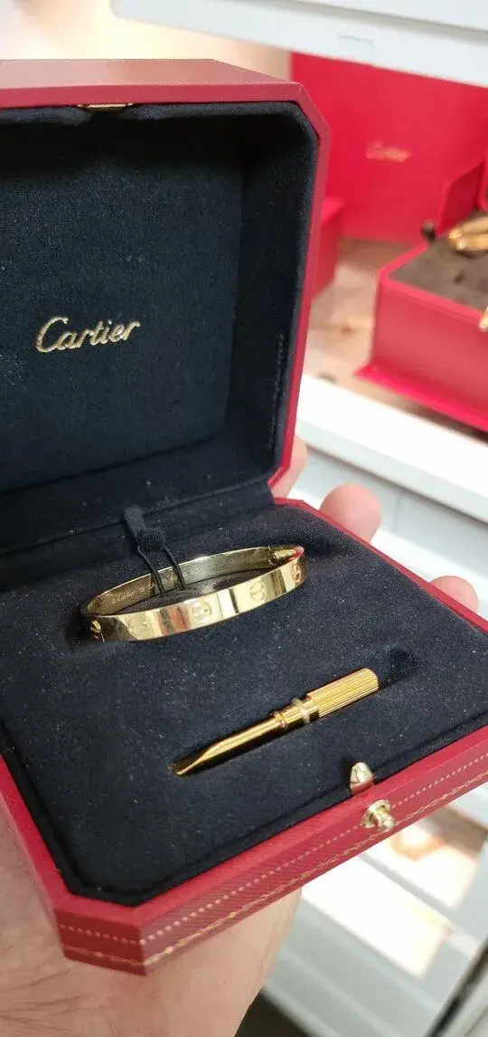 Cartier Love 16 classic