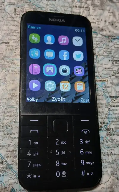 Nokia 225
