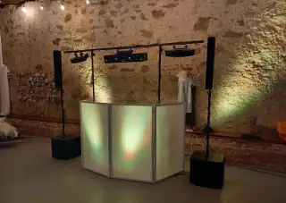 Kompletní mobilní DJ PA dB Technologies