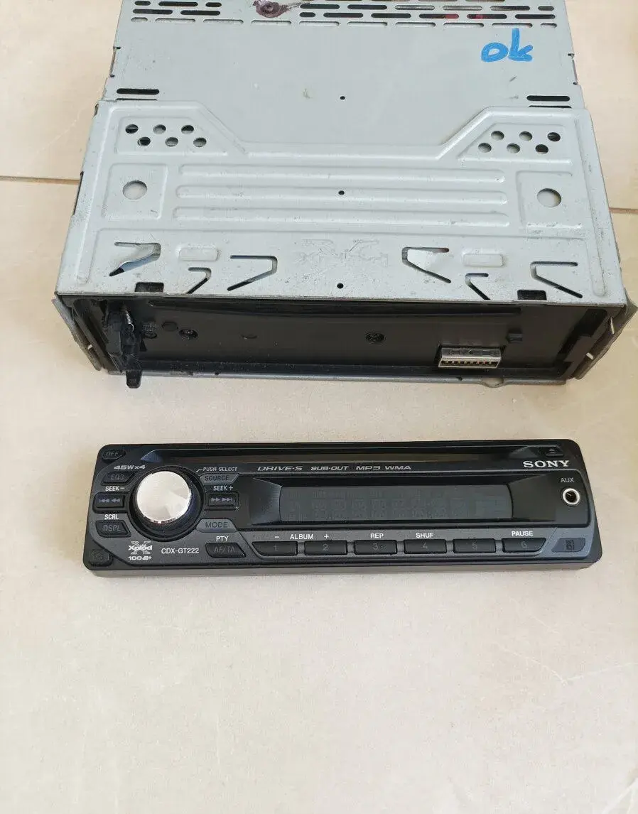 Autorádio SONY CDX-GT222