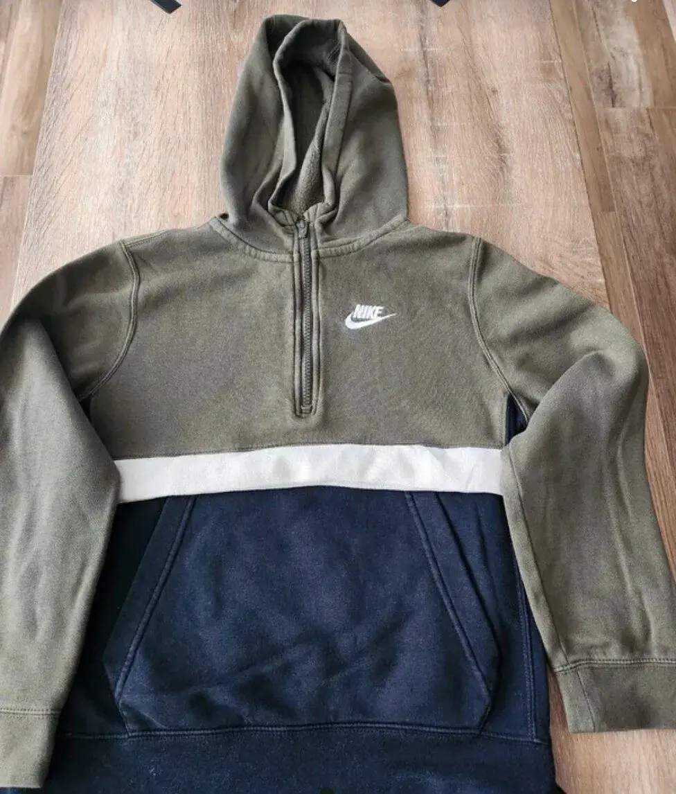 Mikina Nike vel.137/147