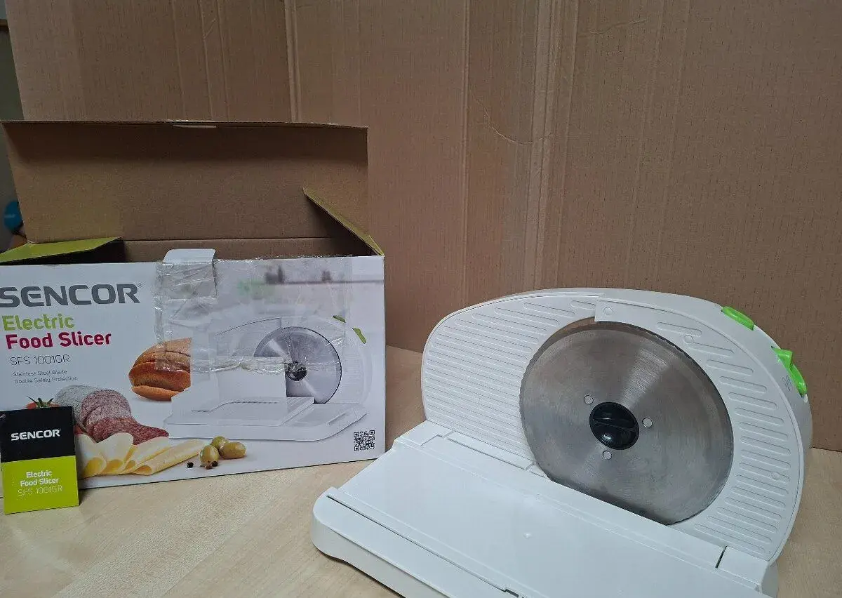 Kráječ potravin SENCOR SFS 1001GR