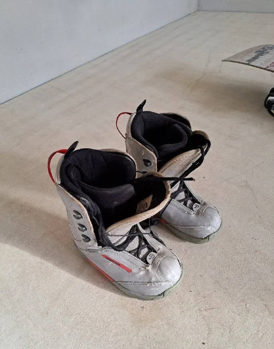 Dětské freeride snowboardové boty Westige, vel. EUR 33