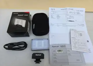 Aputure Amaran AL-M9 - LED mini videosvětlo