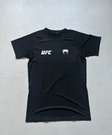 Venum x UFC tricko