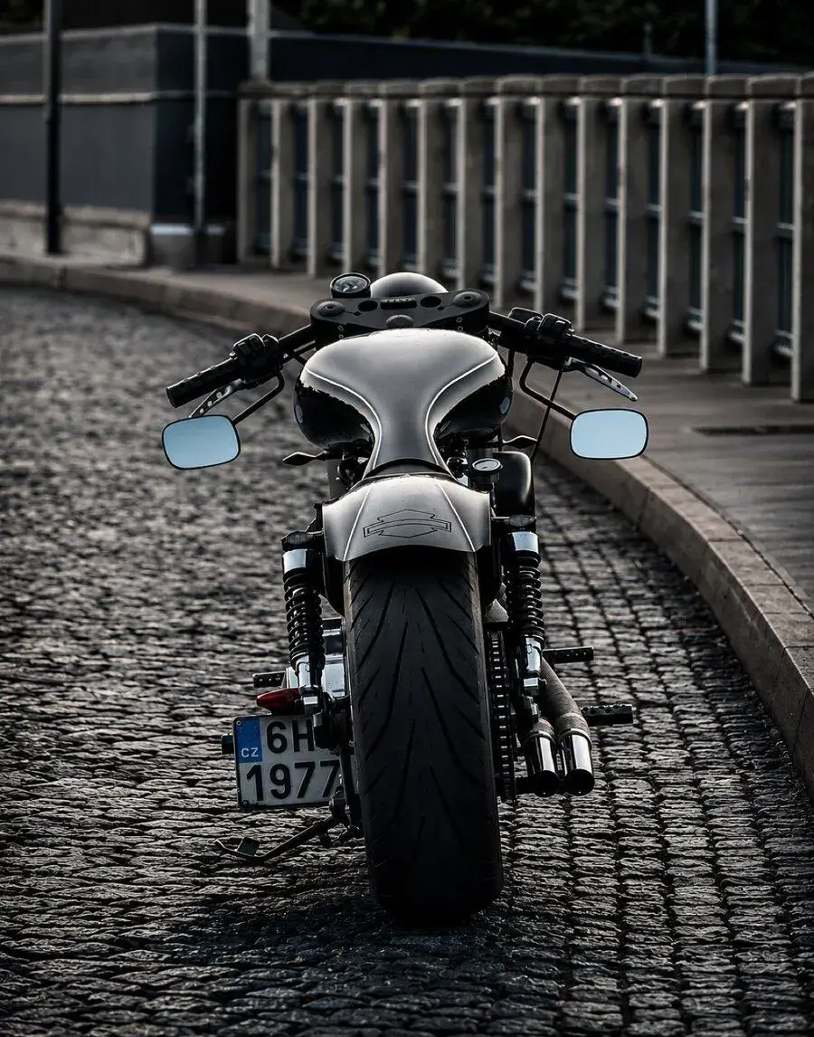 Harley-Davidson 1200 Custom