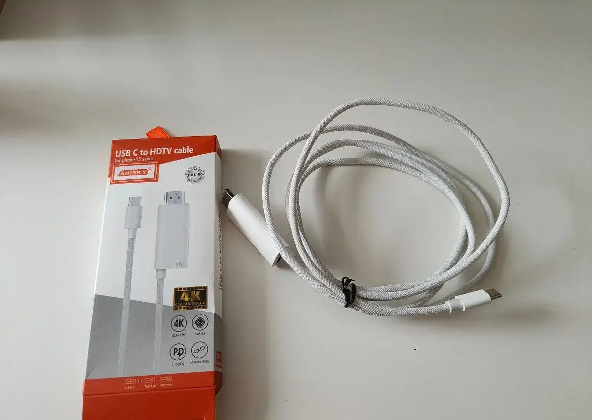 Kabel USB-C na HDMI 4K 60 Hz s PD nabíjením, nový