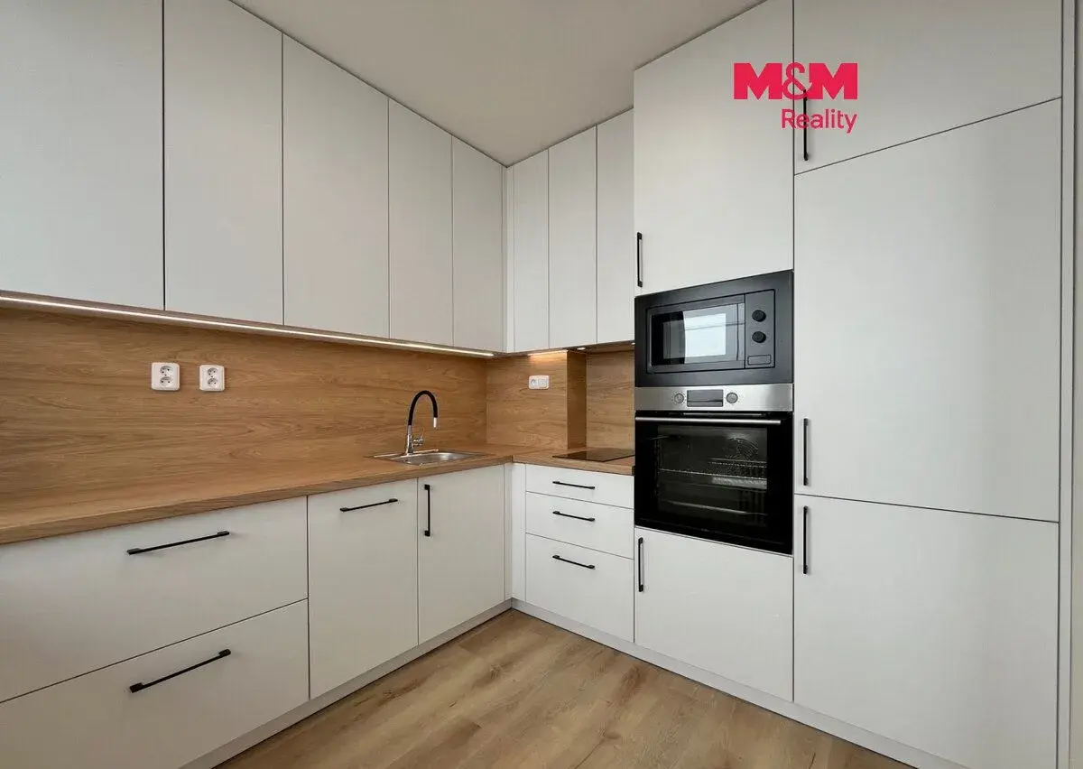 Pronájem bytu 1+1, 33 m², Most, ul. Rozmarýnová
