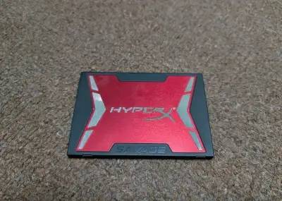 SSD 2,5 240GB - Kingston HyperX Savage SHSS37A/240G