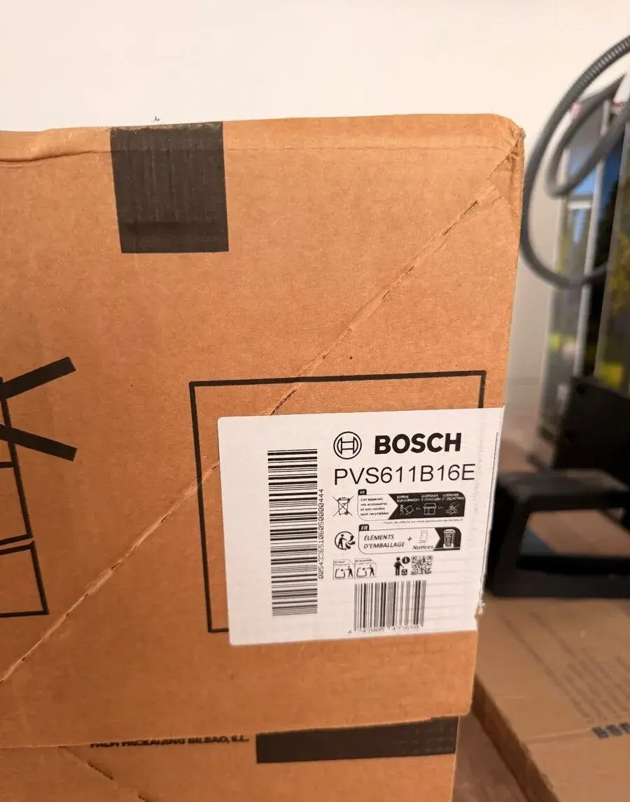 NOVÁ Bosch PVS611B16E – indukční deska s odsáváním, 21 900 K