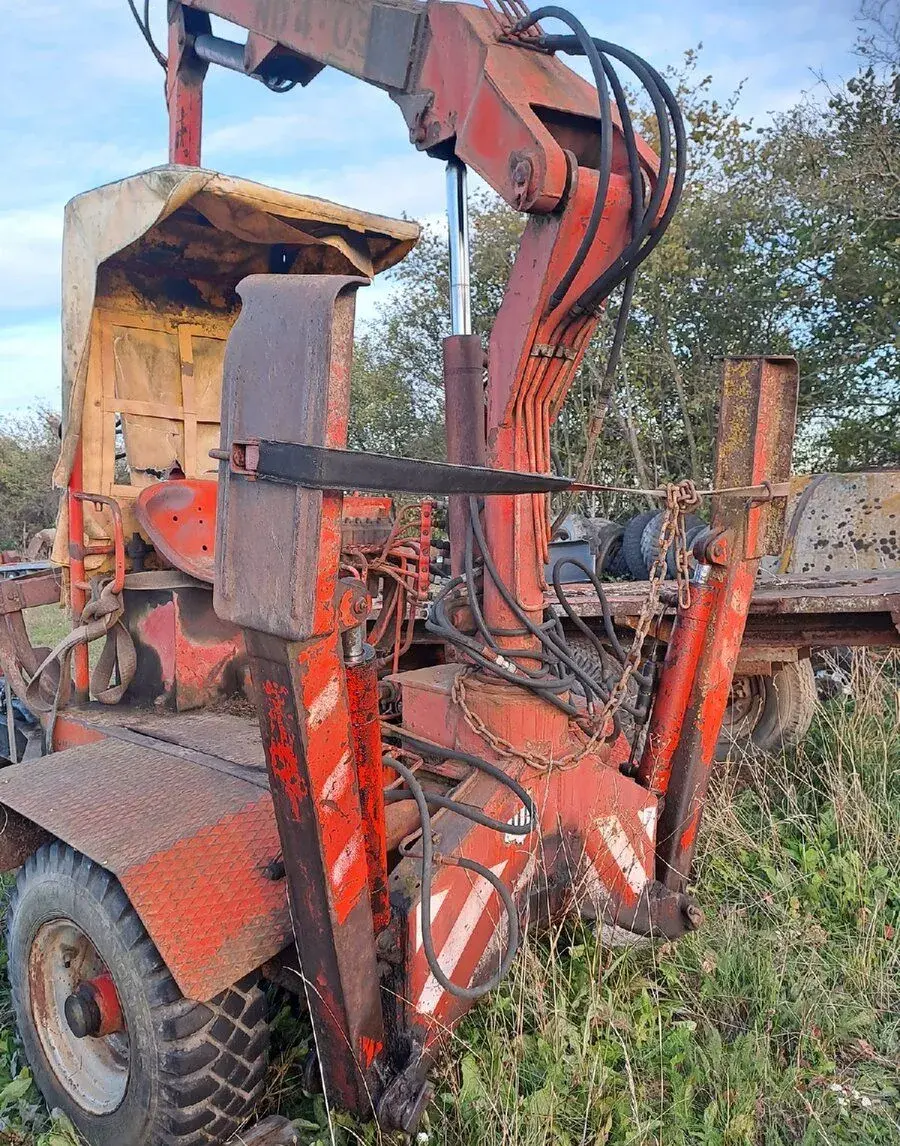 Nakladač ND 34 novější verze. Funkční.