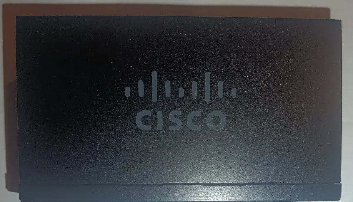 Cisco SF110D-16HP