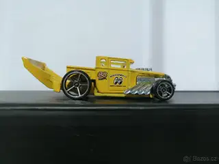 hot wheels - bone shaker - otvírák