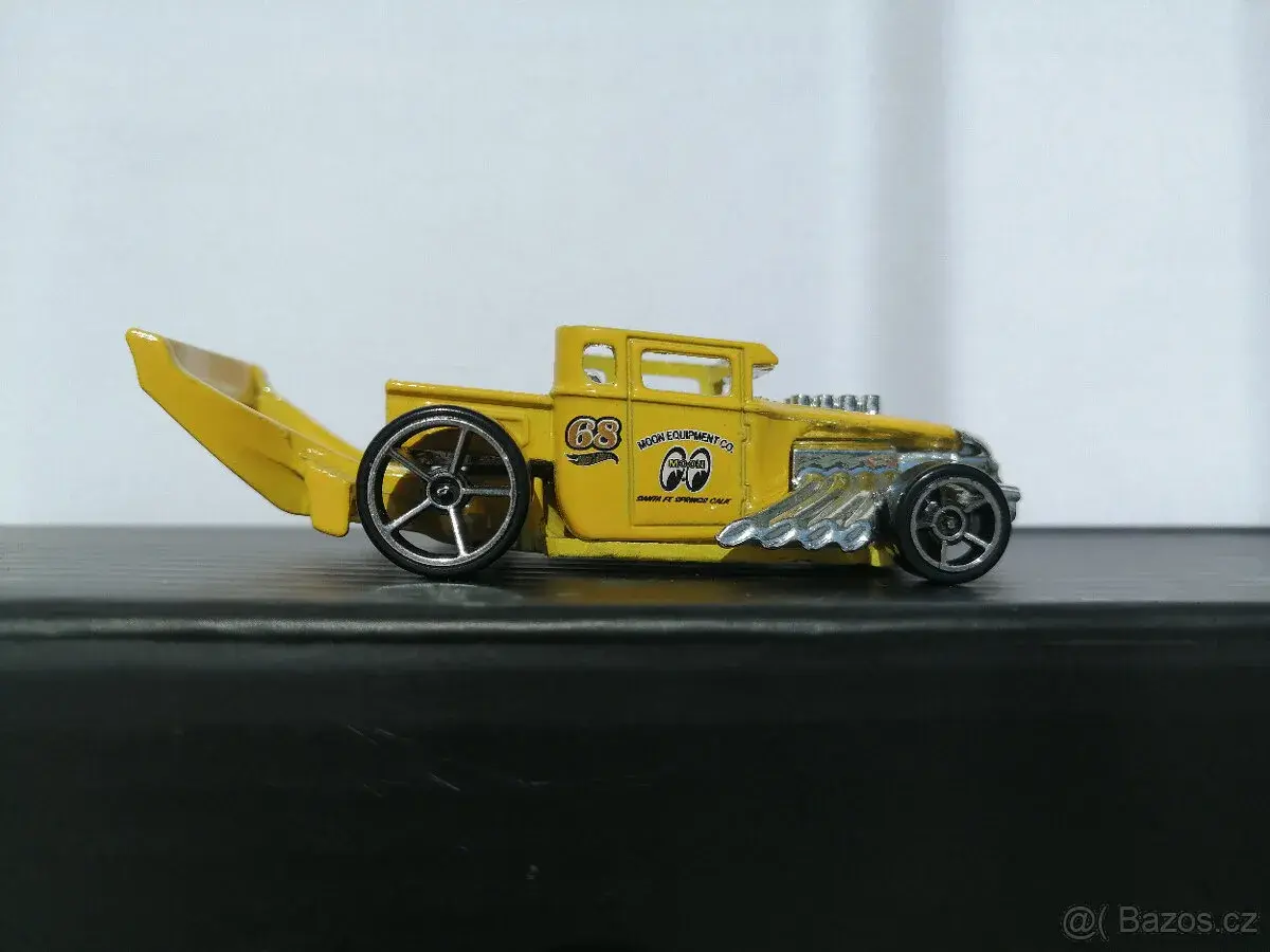 hot wheels - bone shaker - otvírák
